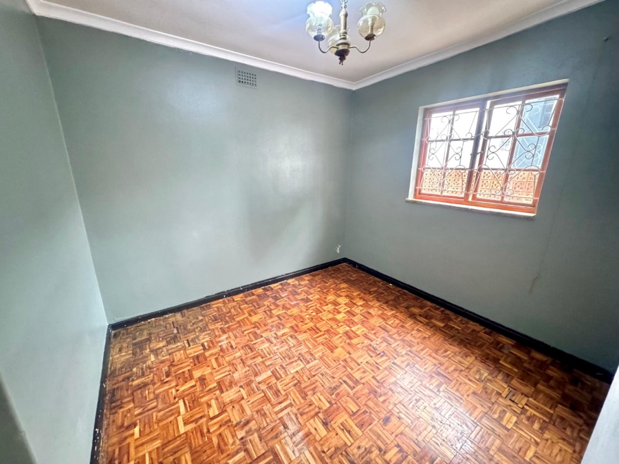 5 Bedroom Property for Sale in Woodstock Western Cape